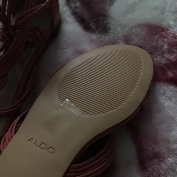 Aldo Pink Sandals - Picture 4 of 4